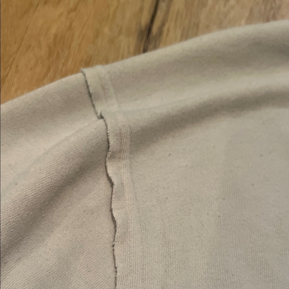 Alo Light Grey Crewneck Sweatshirt Small Worn with some pilling- - Picture 4 of 15